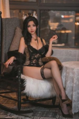 三美挑情